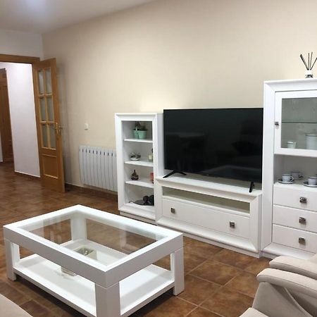 Apartamento Piso NUEVO Plaza de la Constitución Sta Cruz de la Zarza Santa Cruz de la Zarza Exterior foto